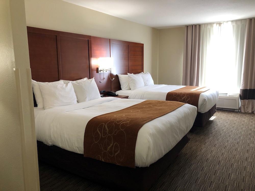Comfort Suites Oshkosh Luaran gambar