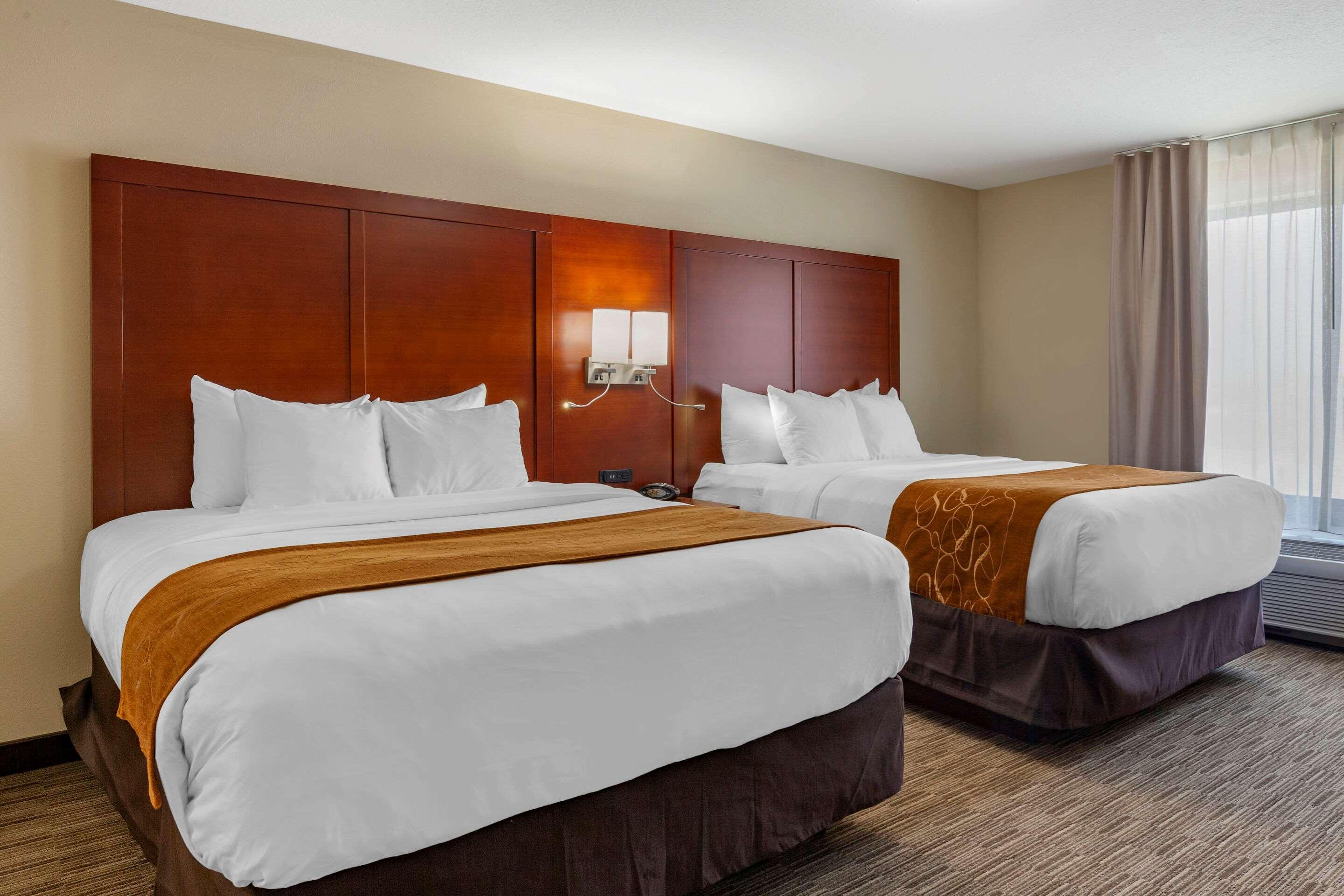 Comfort Suites Oshkosh Luaran gambar