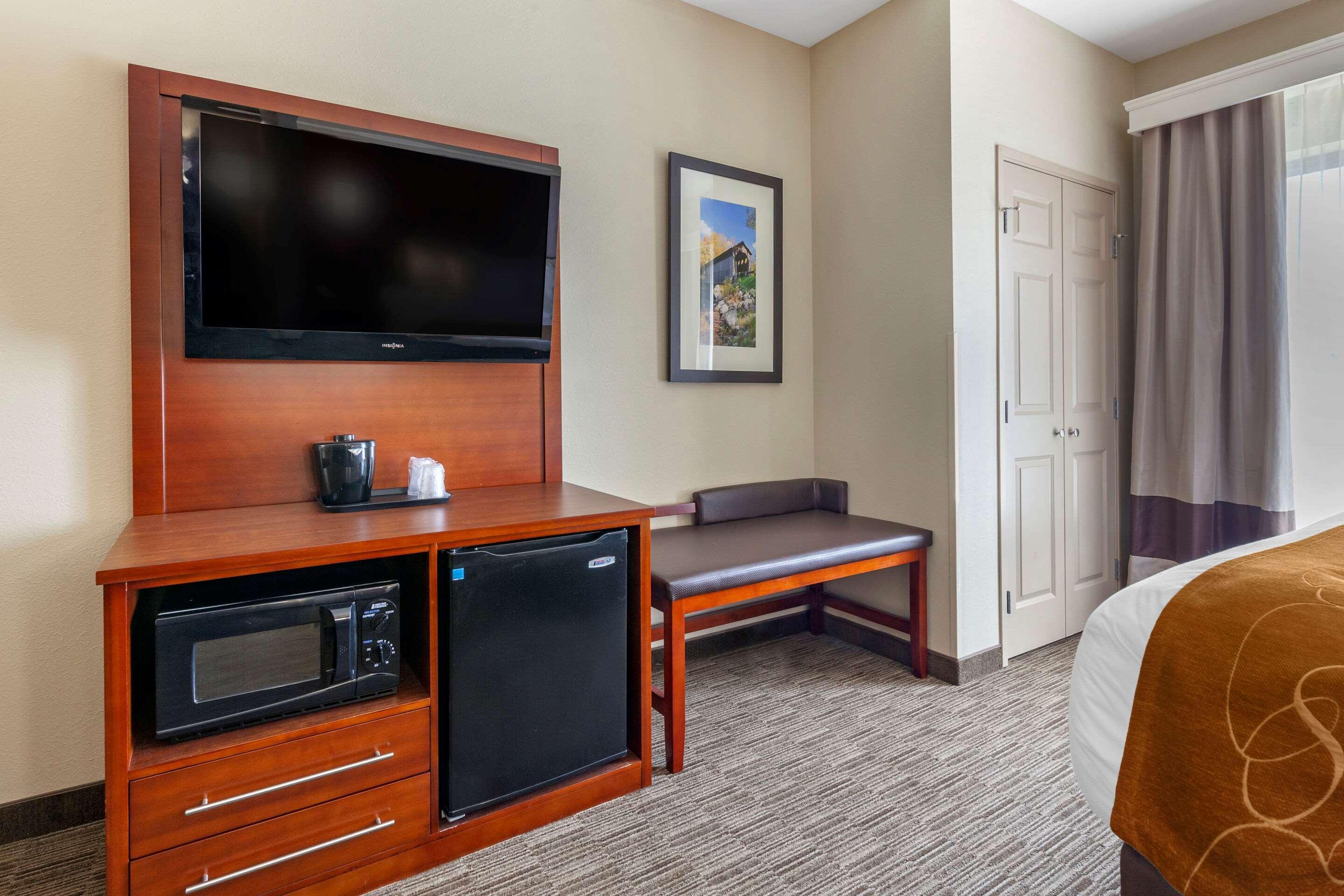 Comfort Suites Oshkosh Luaran gambar