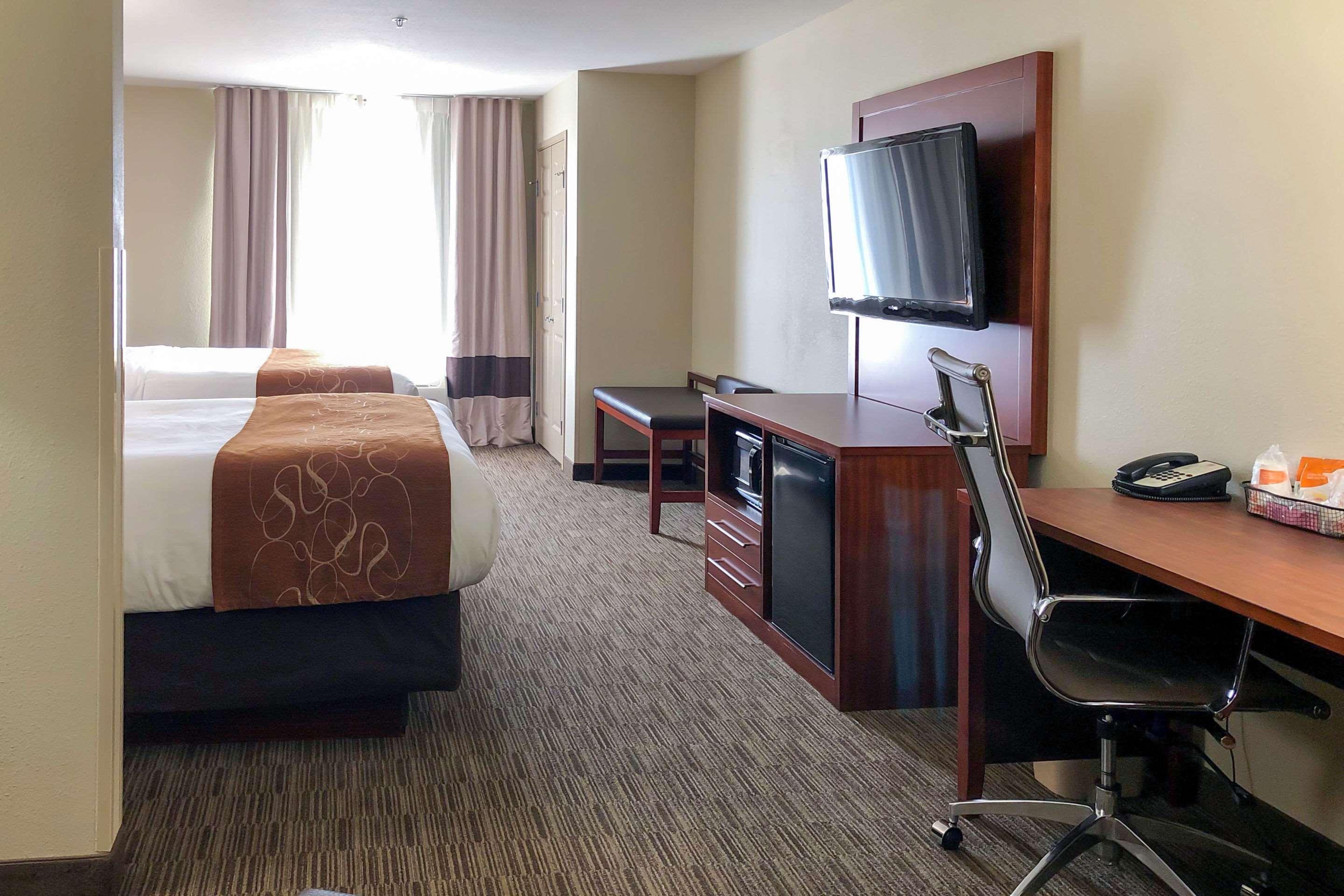 Comfort Suites Oshkosh Luaran gambar